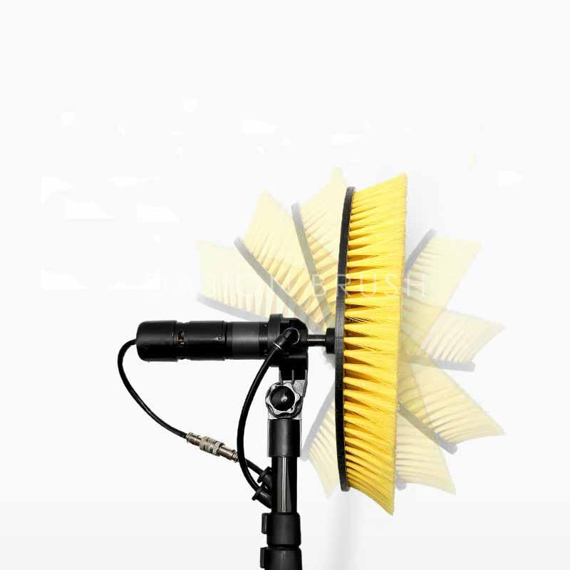 Solar panel cleaning brush