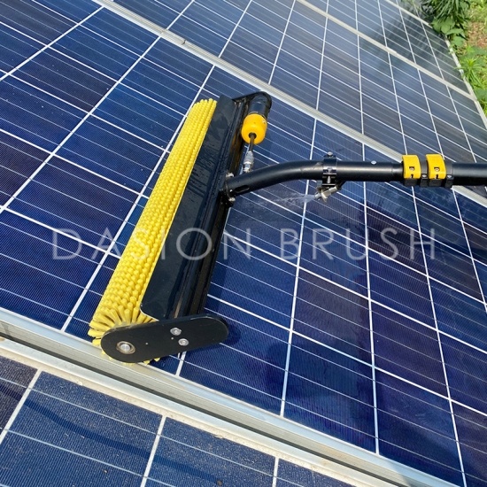 Solar Panel Cleaning Machine Electric Solar Panel Cleaning Rotating Brush 