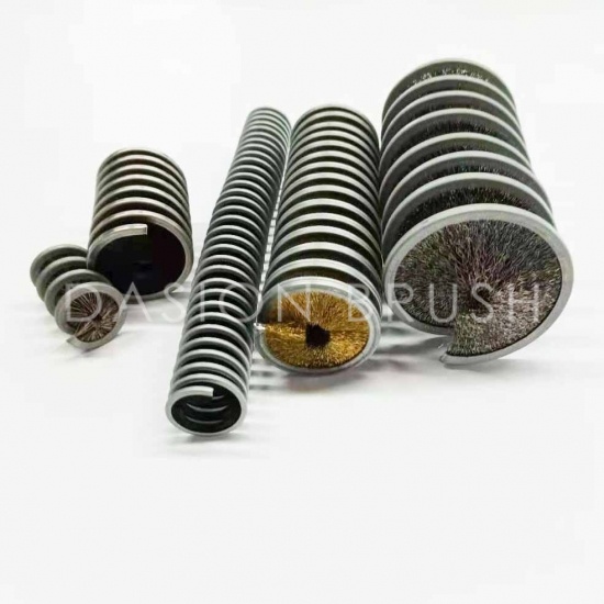 Inside coil brush